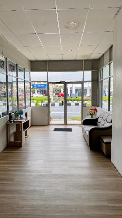 Milvus Hotel Kuah Kültér fotó