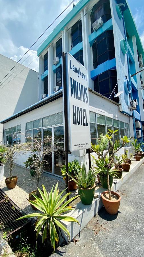 Milvus Hotel Kuah Kültér fotó