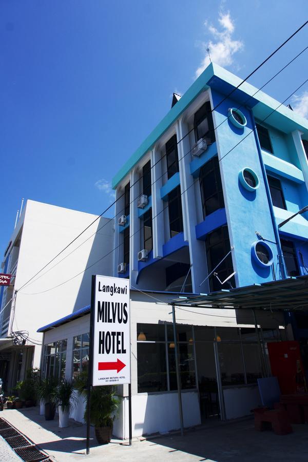 Milvus Hotel Kuah Kültér fotó