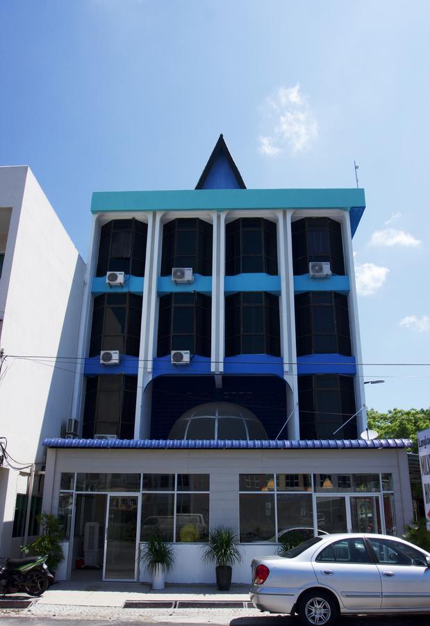 Milvus Hotel Kuah Kültér fotó