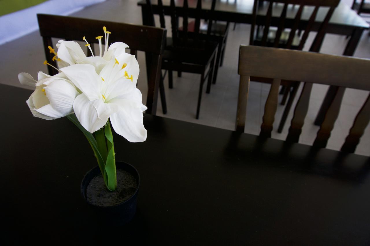 Milvus Hotel Kuah Kültér fotó