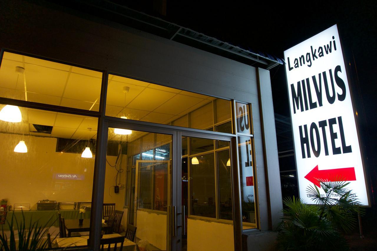 Milvus Hotel Kuah Kültér fotó