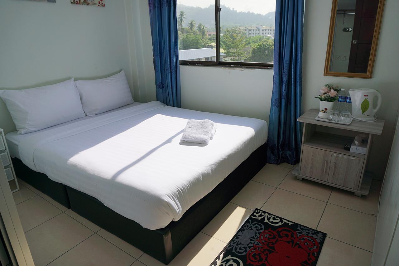 Milvus Hotel Kuah Kültér fotó
