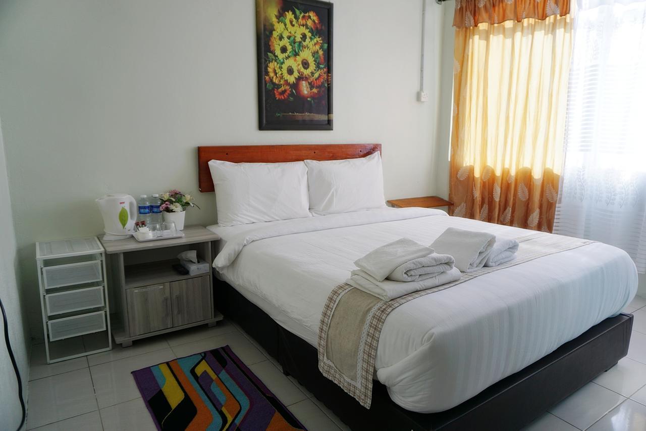 Milvus Hotel Kuah Kültér fotó