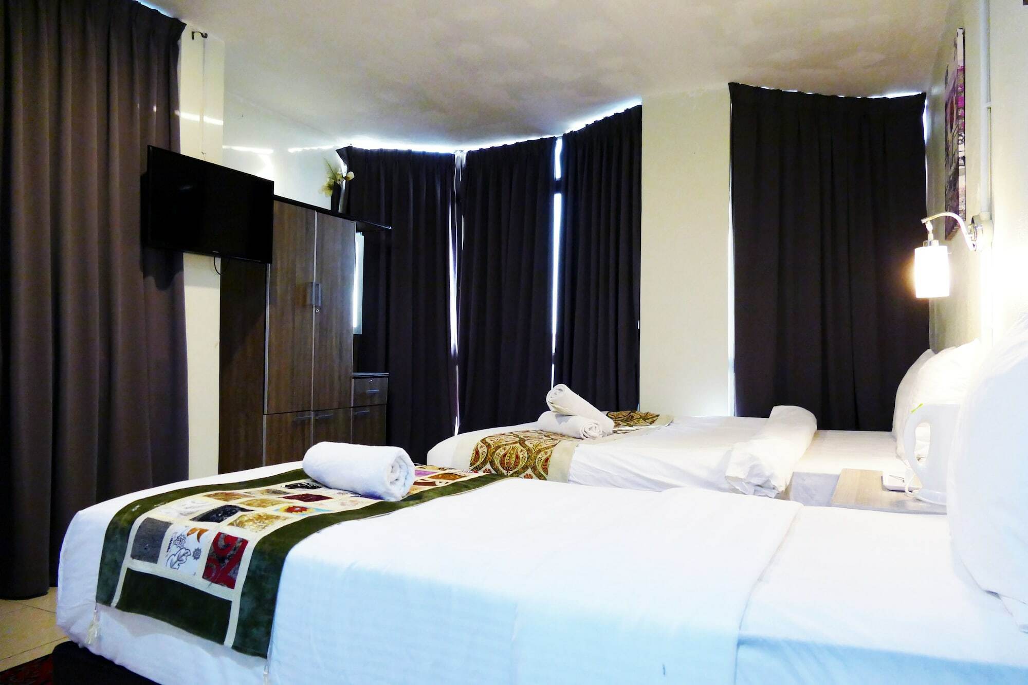 Milvus Hotel Kuah Kültér fotó