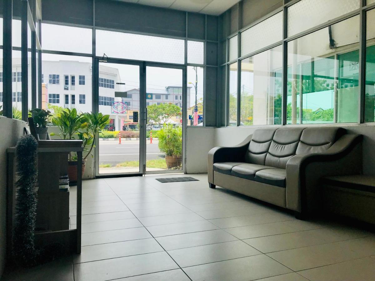 Milvus Hotel Kuah Kültér fotó